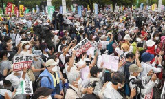 【悲報】日本人、何があっても暴れない
