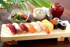【悲報】ワイ、昼休憩に寿司を食べただけで上司にブチギレられるｗｗｗｗｗｗｗｗｗｗ