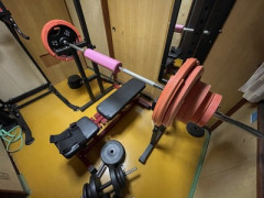 【驚愕】ワイ、自宅を『ホームジム』に改造した結果…