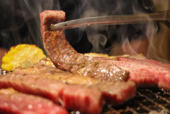 焼肉軍、カルビ選手に戦力外通告