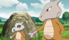 ポケモンのカラカラ「しんだマッマのホネ被ってます」