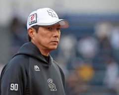 ソフトバンク・小久保監督、古巣との対決となる山本祐大について「骨折で出せなかったんで、初戦（横浜スタジアム）の雰囲気も楽しみですね。ファンの複雑な心境とか…」