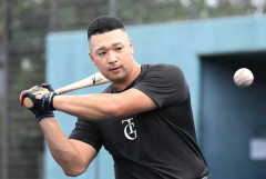 巨人、監督不在のままドラフト会議へ
