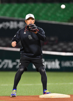 【ソフトバンク】小久保監督「日本シリーズは全然難しくない。マックスで3連投しかない。マネジメント的には7連戦あるCSファイナルが一番難しいんで」