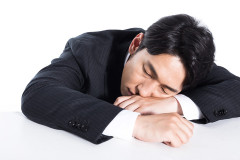 風邪を引いてても会社に行ったけど、結局悪化して帰宅した。栄養あるものを期待してたんだけど…