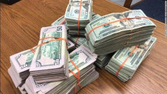 【悲報】3兆円貰えるけど2年以内に全部使い切らないと残りがなくなってその分借金になるボタン