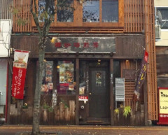 北海道のとあるコーヒー店のおかみさんがあまりにも強烈なのか、賛否両論に　「頼んでないのに料理が来る」