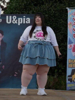 【画像】アイドル候補生（148センチ、132キロ）
