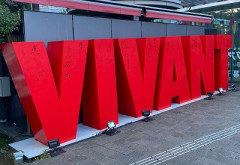 【悲報】VIVANT、日本シリーズが延長した場合は開始時刻を後ろ倒しｗｗｗｗ
