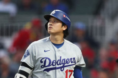 【海外の反応】大谷翔平を来季は外野手にするって案は一考の価値あり？「投手としての価値を過小評価しすぎ」
