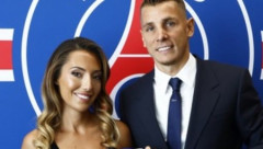 【悲報】元仏代表サッカー選手のセレブ妻、暴動での略奪に「略奪されたくらいで大げさに騒ぐな」「正当な理由がある」と反論して大炎上！