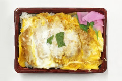 スーパーの「カツ丼」って割と美味いよな