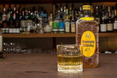 【悲報】🥃ハイボール、ストレートorロック全て美味いお勧めウイスキーを教えてくれ