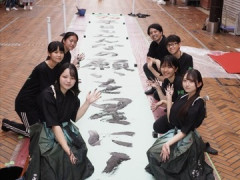 【画像あり】書道部のJK、1人だけ次元が違うと話題に