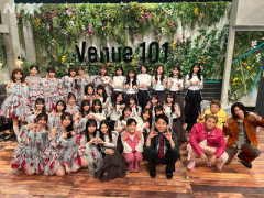 日向坂46と櫻坂46のセンターを手懐けているあの方...