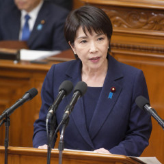 消費税減税後の支援金、高市首相「年収３５０万円上限で２０００万人に支給」…衆院本会議で参考額答弁   |  年3万あげますよってだけで何で君たちはそんな争ってるの？