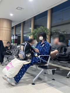 【画像】あのちゃん（２９）、パジャマで空港へｗｗｗｗｗｗｗｗｗｗ