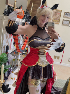 【ウマ娘】筋肉が美しいジェンティルドンナのコスプレ