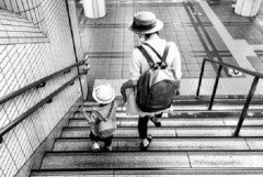 嫁から「別れたい。長い間考えた」と衝撃の一言を受けました。「あなたたちなしでは生きられない。別れるなら…」と言い出したら、戻ってくれましたが…