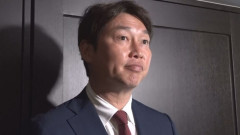 広島新井監督「1位はちょっと前に決まっている、クジは得意です」