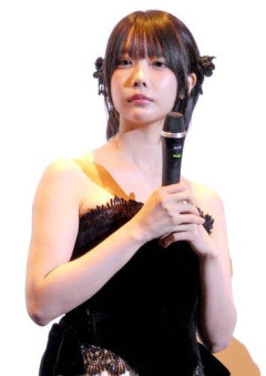 【悲報】あの（29）「面倒臭い転居手続きするぐらいなら家賃払ったほうがいいので、今３件の家賃払ってる」