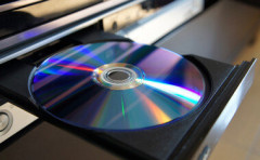 ブルーレイ「DVDより綺麗です、大容量です、SONY規格です」←こいつがDVDより先に廃れた理由