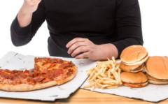 Youtube「大食い動画」規制、「収益化停止」の動き　動画配信者「死活問題になる」