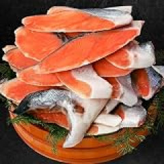 焼き魚の皮を残す奴　皮が一番美味しいんだろ？　脂の乗った鮭の皮なんてほんとたまらん
