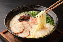 【悲報】福岡の人間はラーメンに対するこだわり強すぎ（偏見）