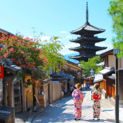 初旅行。でも彼女はホテル代を出し渋る。彼女「うちも払うの？」俺「…あたり前だろ」彼女「こんなにお金出したの初めてかもｗ」　→　面倒くさくなって彼女を放置して一人で旅行した結果は…,,