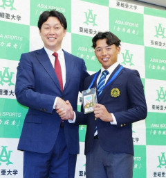 広島新井監督、ドラ1山里（亜細亜大学ショート）に「野球に集中してもらいたい」