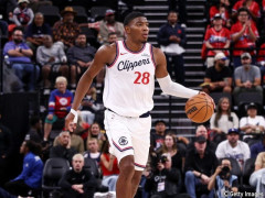 八村塁、NBA開幕戦でリバウンドしまくって圧倒してしまうwww