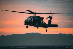 オーストラリア陸軍第16航空旅団、空中射撃訓練により、乗組員の熟練度、兵器の運用スキル向上！