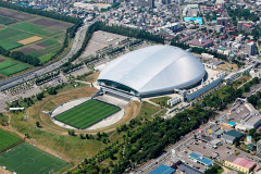 幾田りら、再生100億回でも札幌ドームが埋まらず「YOASOBIほどの認知度でもチケット余るのか」再生数と集客の残酷なギャップ