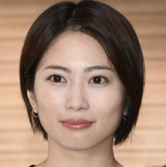 【画像】志田未来さん、4545してそうにしてしまう