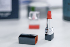 嫁がハイスペックなイケメンとウワキした。　嫁「彼が離婚するかもって聞いたら、いてもたってもいられなくて。あなた、どうしよう…..,,」俺（…どうしよう？）