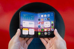 【悲報】折りたたみスマホ、やっぱり流行りそうにない