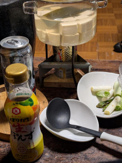 【画像】晩ごはんスレ、余ったピザ生地から謎の緑が出てきたｗｗｗ