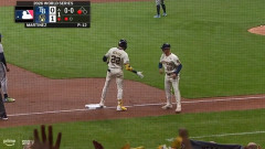【ワールドシリーズ1回戦】ブルワーズ、初回にイエリッチのタイムリースリーベースで先制！！！！！！！！！！！
