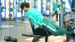 【悲報】復帰に向けトレーニング中の三笘薫さん、あられもない姿で発見されるwｗｗｗｗｗｗ