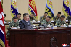 北朝鮮の金正恩死亡説を韓国情報機関が否定「健康上の異常兆候はない」！