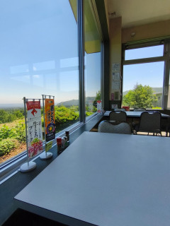 【画像】景色のいい飯屋に来たぞｗｗｗ