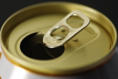 【衝撃】がんの死亡リスク『350mlの缶ビールを1日1本』で増加