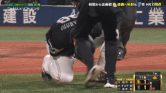 【日本シリーズ】 山本祐大、死球で途中交代