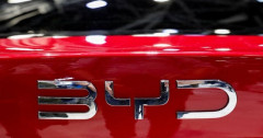 【悲報】米軍、嘉手納基地のＢＹＤ車乗り入れ禁止ｗｗｗｗｗｗｗｗ