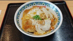【悲報】このジャンボカツ丼に680円出せますか?