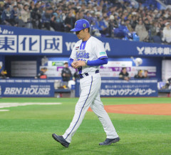 【日本シリーズ】 痛恨延長負けのＤｅＮＡ相川亮二監督、５番・梶原に言及「起用したのは僕」…ＰＳ連勝「６」でストップ