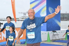 ラミレス氏、横浜マラソン３キロ完走　DeNAに「日本一を奪還してほしい」とエール