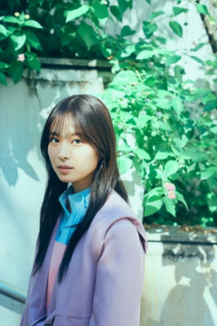 ＜櫻坂46松本和子＞「元凶」センターの初ソログラビア　端正な顔立ち　美しさと内面に迫る