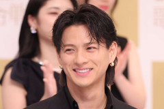 《Snow Manは2days完売も》Number_i 1日のみの札幌ドーム公演で目立った“空席”
